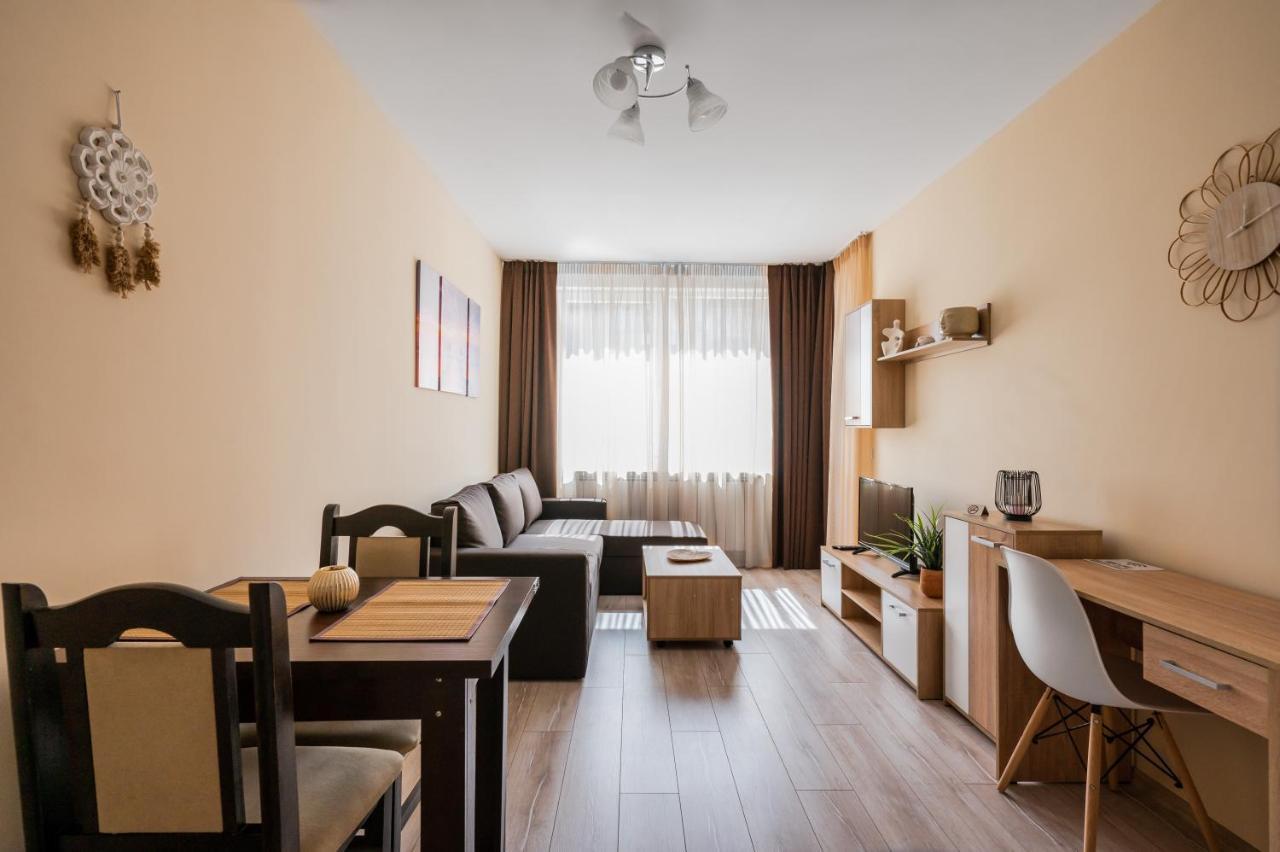 Nomad Haven: 1Bd Flat With Balcony & Desk Apartment Sofia Exterior foto