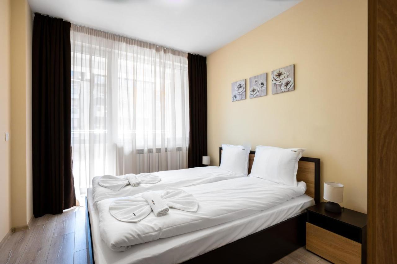 Nomad Haven: 1Bd Flat With Balcony & Desk Apartment Sofia Exterior foto